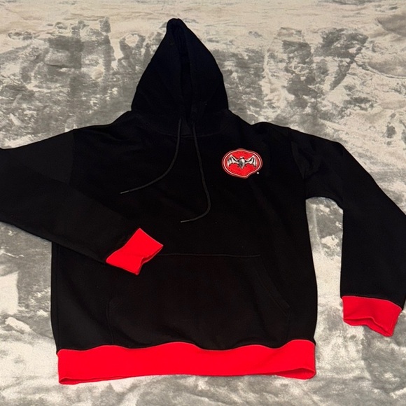 Bacardi Size L Black and Red Hoodie NWOT - Picture 1 of 5
